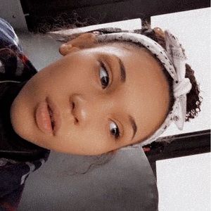 Meet your Posher, Tamara